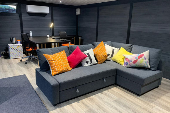 Garden Room Retreat Swindon